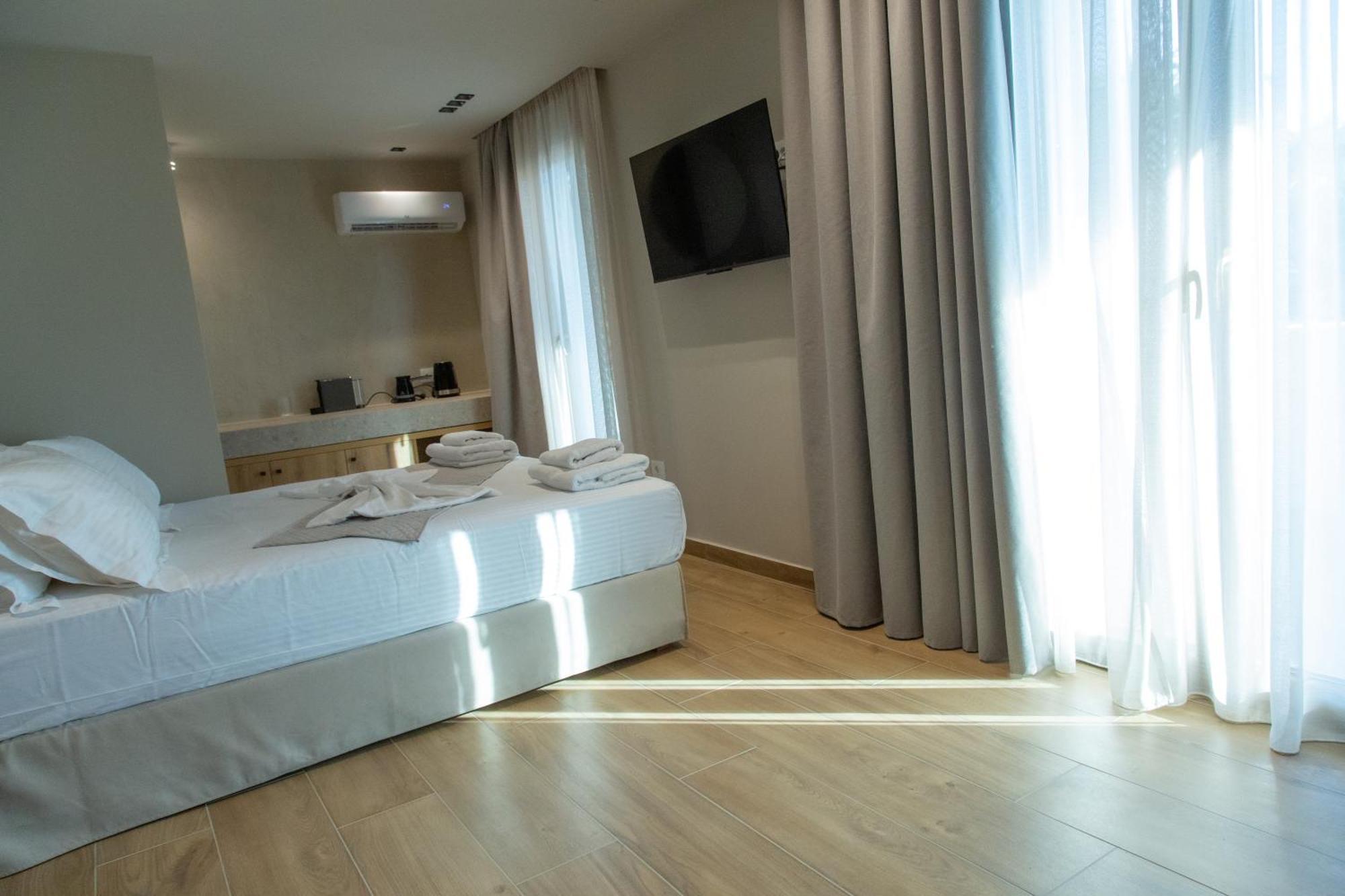 Νεακιτοσ Luxury Apartments Nikiti  Dış mekan fotoğraf